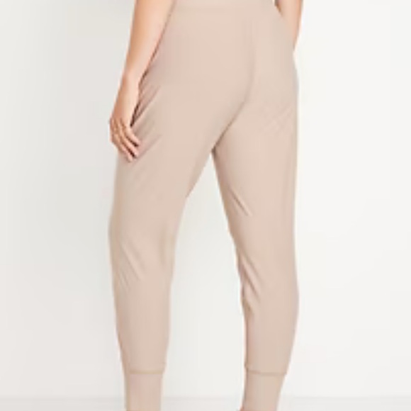 NWT OLD NAVY High-Waisted PowerSoft Joggers Color: Savanna Grass SIZE L - Picture 5 of 7